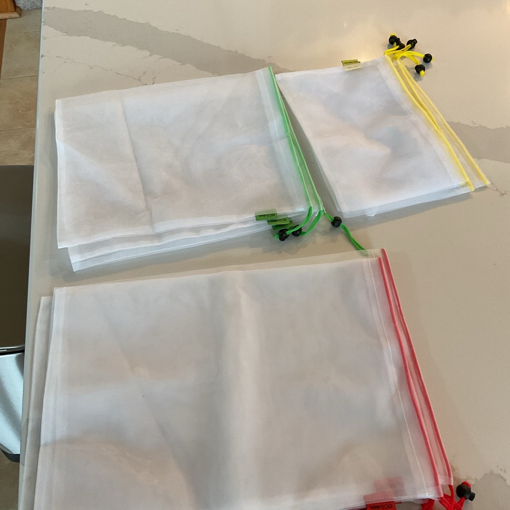 Reusable Mesh Produce Bags - White with Red, Green, Yellow Drawstrings